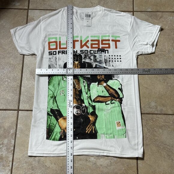 Outkast Men's T-Shirt White Small Cotton So Fresh So Clean - Picture 2 of 5